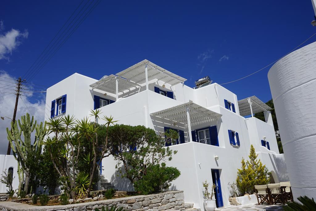 Nicos Studios & Apartments Logaras Esterno foto
