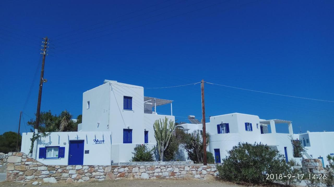 Nicos Studios & Apartments Logaras Esterno foto