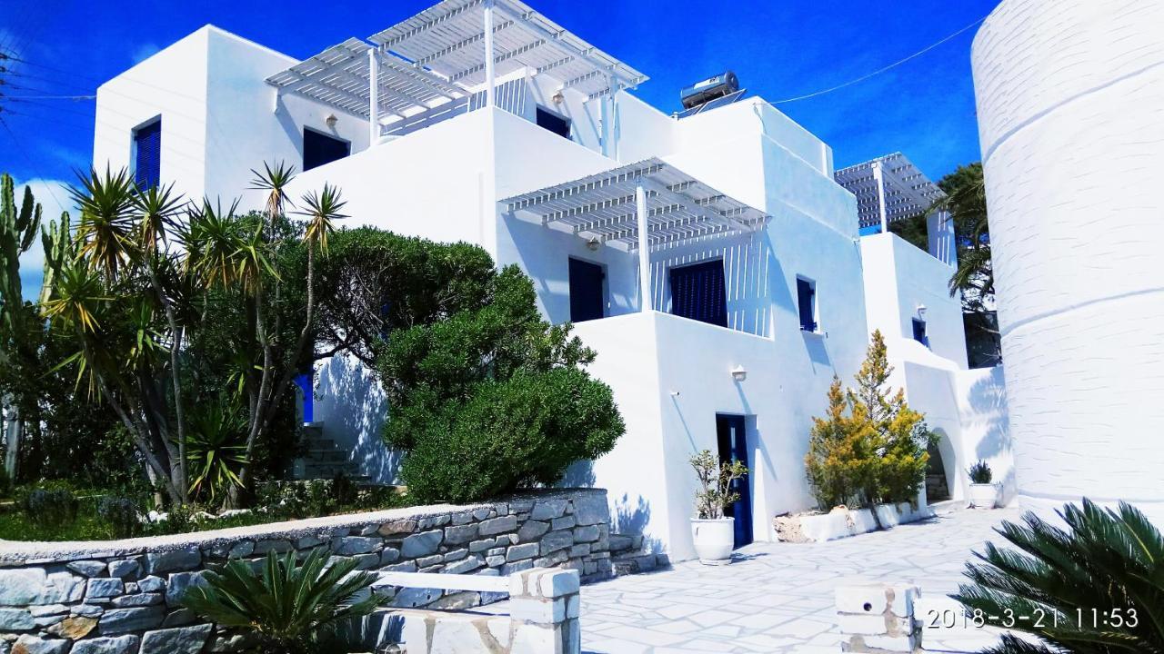 Nicos Studios & Apartments Logaras Esterno foto
